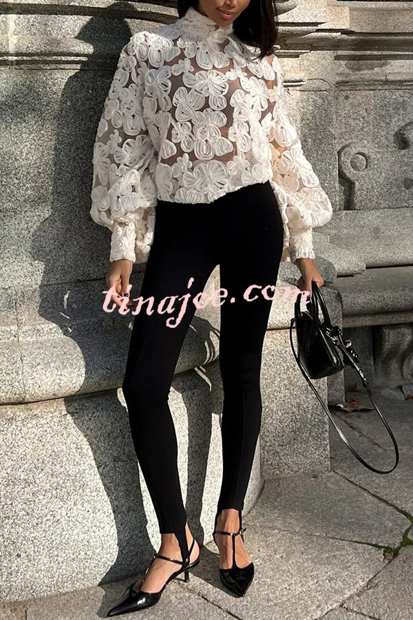 Fashionable Embroidered Flower Loose Puff Sleeve Hollow Top