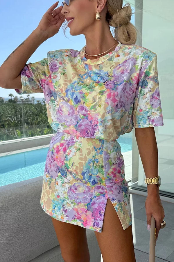 Favor Romance Floral Print Shoulder Pad T-shirt and Mini Skort Set