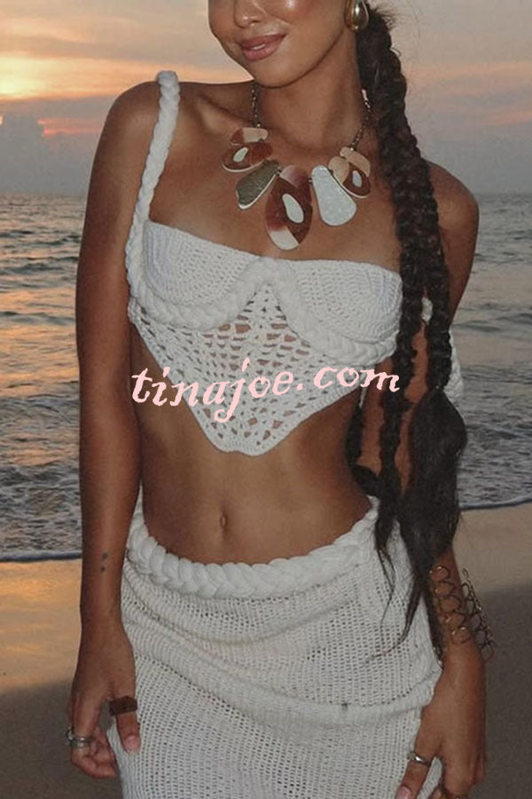 Sumui Hollow Crochet Knit Braid Detail V-shaped Hem Crop Vacation Tank