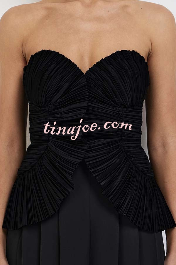 Show Exquisiteness Satin Pleated Heart-shaped Off Shoulder Halter Tank