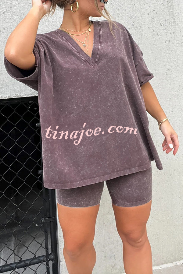 Serena Cotton Blend Oversized T-Shirt and Cropped Stretch Cycling Pants