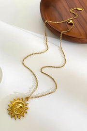 Fashionable Snake Bone Chain Sun Pendant Necklace