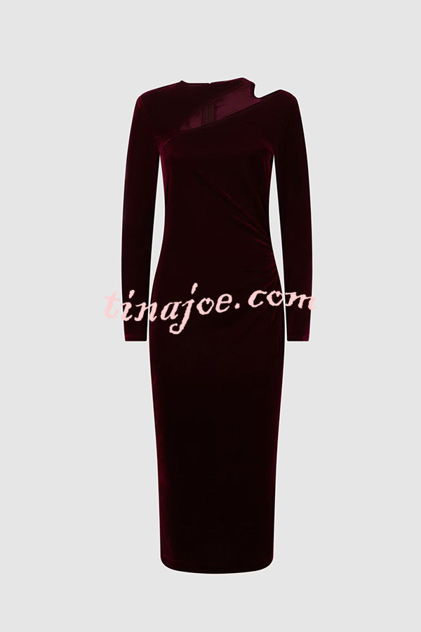 Perfect Party Velvet Cut Out Detail Long Sleeve Ruched Stretch Midi Dress