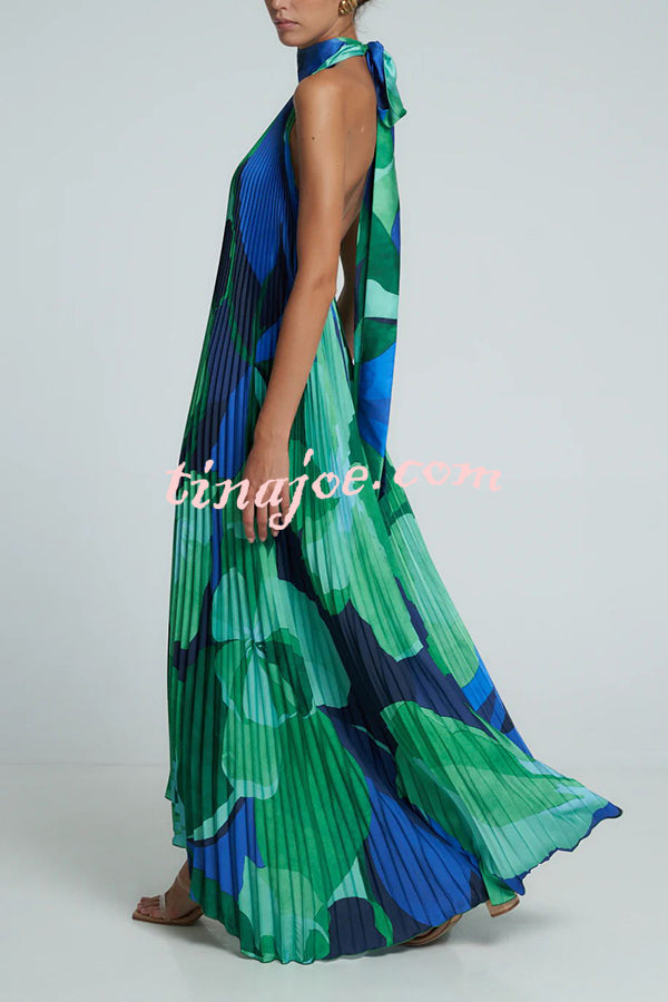 Opera Pleated Colorblock Camouflage Print Cutout Halter  A-line Maxi Dress