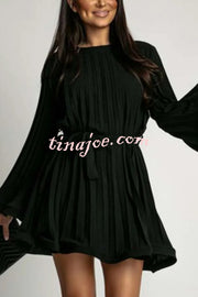 Fashion Bell Sleeve Loose Waist Tie Pleated Mini Dress