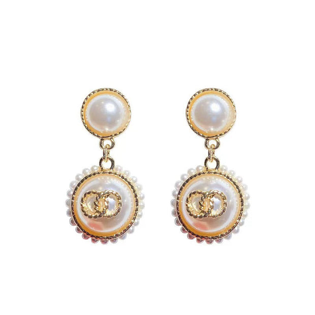 Graceful Glamour Pearl Earrings