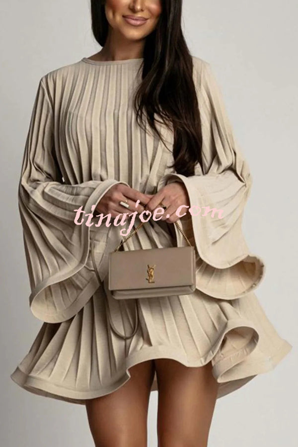 Fashion Bell Sleeve Loose Waist Tie Pleated Mini Dress