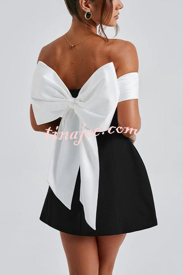 Sexy Contrast Off-the-shoulder Bow-embellished Mini Dress