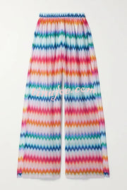 Colorful Zigzag Pattern Halter Neck Stretch Bikini and Elastic Waist Slit PantsThree-Piece Set