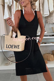 Solid Color V-Neck Sleeveless Casual Pocket Knitted Midi Dress