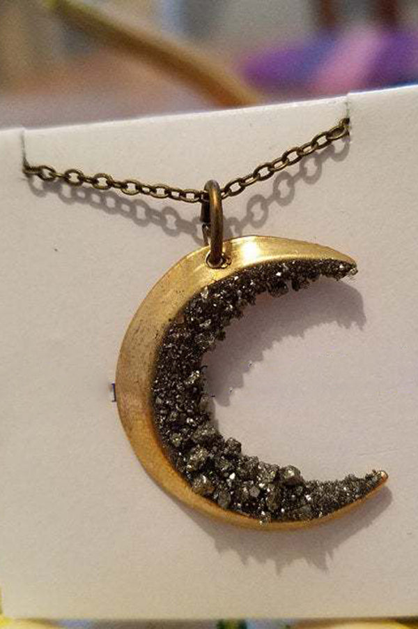 Vintage Moon-shaped Diamond Necklace